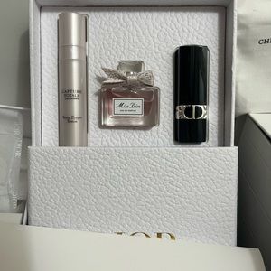Dior Miss Dior , Capture Totale Serum, 999 Satin Rouge Lipstick Gift Set